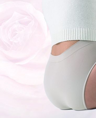 Fynd! Amar seamless madame tai  - Gener�s storlek i gruppen Stora storlekar hos Gus Textil AB (201048r)