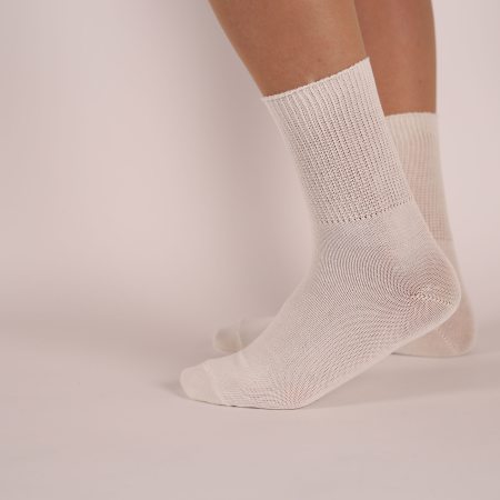 Gus-Ankel® strumpor med lös resår bomull Naturvit 32-35