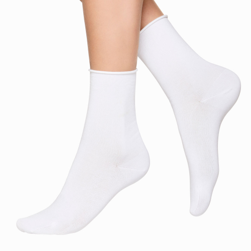 Skön ankelsocka i zerogarn Vit 39-41