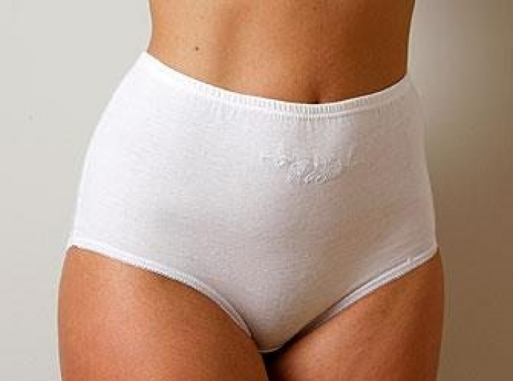 Trofé trosor maxi med brodyr 100% bomull 100% bomull i gruppen Fyndlåda! hos Gus Textil AB (296901r)