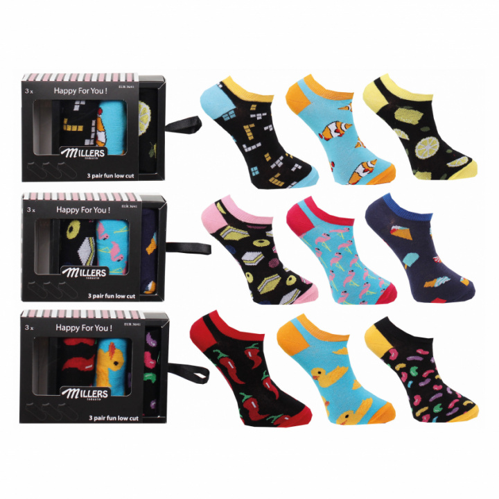 3-pack Millers strumpor roliga sneakers i presentask i gruppen Strumpor / Ankelstrumpor | Kort skaft hos Gus Textil AB (923243r)